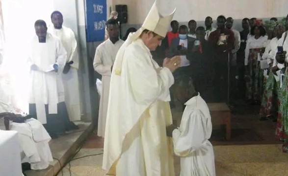 Lwena ganha mais um sacerdote
