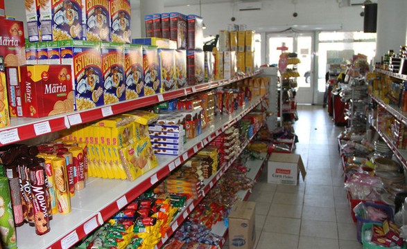 Novas denúncias sobre a circulação em Angola de alimentos com data de validade falsificada 