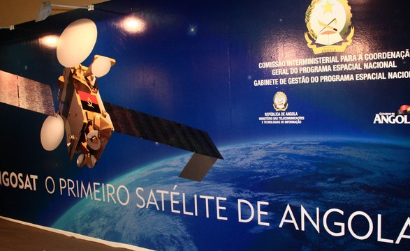 1º Satélite angolano vive o momento mais complexo antes do lançamento em órbita 