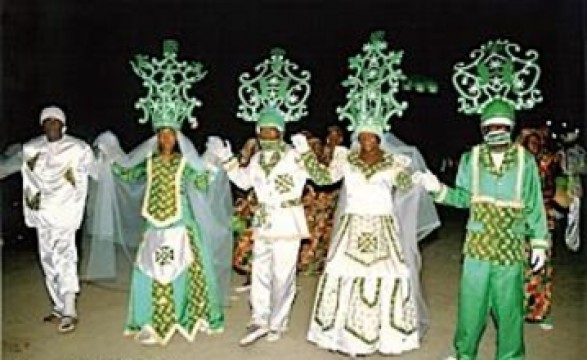 'Aprocal' lamenta ausência do Unidos de Caxinde no Carnaval de 2013