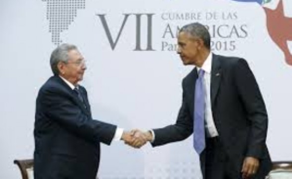 EUA e Cuba reabrem embaixadas