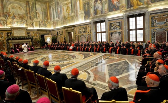 Papa refere 15 «doenças» na Igreja no encontro de Natal com a Cúria Romana