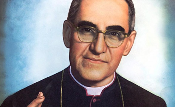 Dom Óscar Romero é proclamado beato e reconhecido como mártir católico