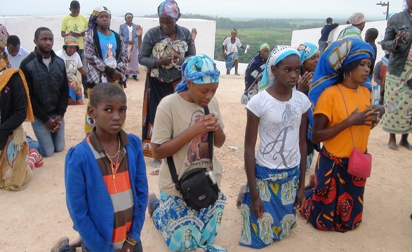 Fiéis em Luanda, Caxito e viana ultimam preparativos para a caminhada de fé a muxima 