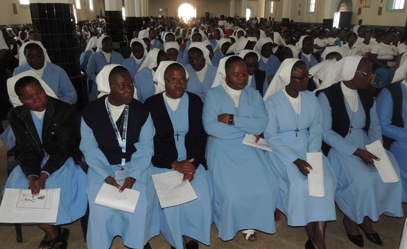Irmãs de São Carlos Lwanga são o mais novo instituto de direito diocesano