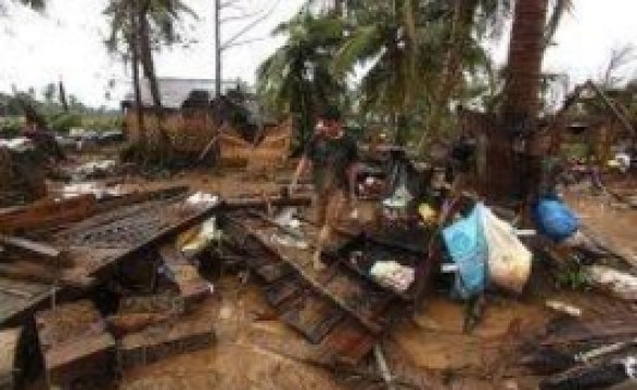 Tufão Bopha mata 238 nas Filipinas