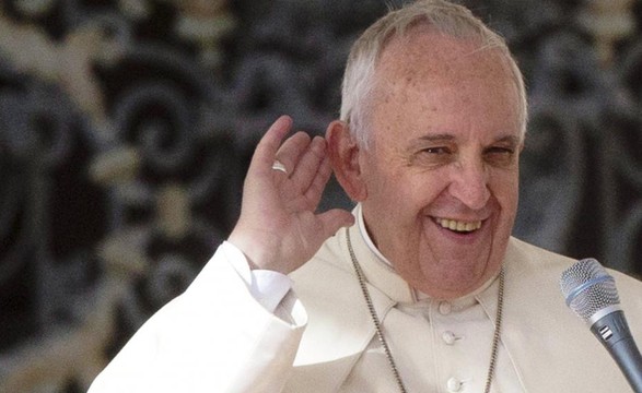 O bispo não se deve elevar mas baixar para servir – o Papa na audiência geral 