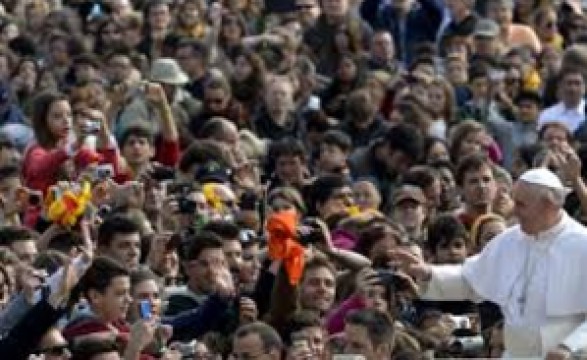 Papa escolhe temas das três próximas Jornadas Mundiais da Juventude
