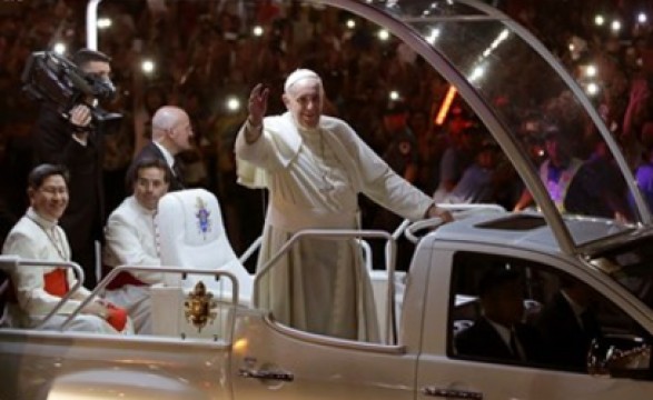Primeiro discurso do Papa Francisco em Manila lembrou vítimas do tufão Haiyan