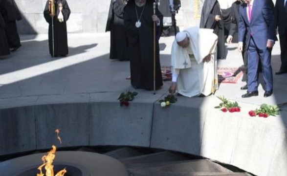 Papa visitou memorial do genocídio na Arménia
