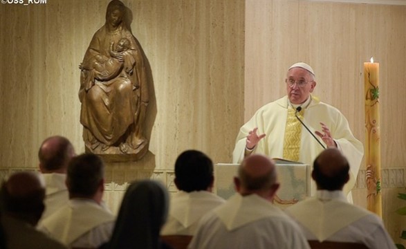 Seguir o exemplo dos mártires porque a fé não é poder, alerta Papa Francisco