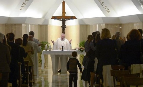 São as mulheres que transmitem a fé, afirmou o Papa