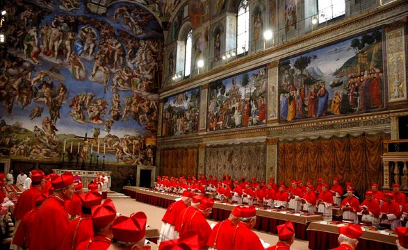 Vaticano: Porta-voz diz que início do Conclave vai ser definido após vários encontros de cardeais