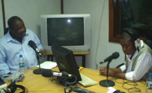 Discurso Directo: Sousa Jamba em conversa com o jornalista Manuel Vieira. 