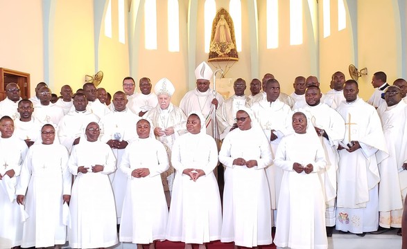 Bispo de Cabinda destaca beleza da consagração à vida religiosa