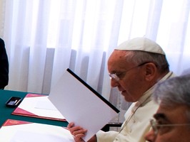 Papa reúne-se com Conselho de Cardeais para debater reforma da Cúria Romana