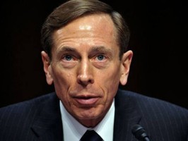 Aumenta pressão sobre FBI por investigação do caso Petraeus