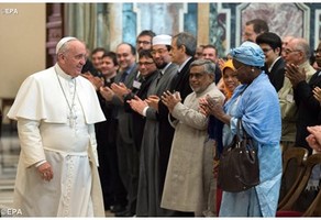 Papa apela ao «exercício da escuta» entre religiões