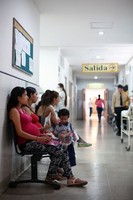 Mais de 5 mil grávidas infetadas com zika na Colômbia