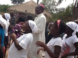 Dom Manuel Imbamba encerra visita a Mukonda