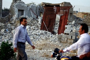 Quase 40 mortos em sismo no Irão