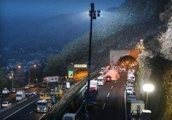 Japão vai inspecionar túneis após tragédia
