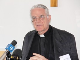 Padre Federico Lombardi substituído na direção da «rádio do Papa»