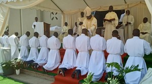 Clero Arquidiocesano do Lubango, reforçado com mais 14 diáconos