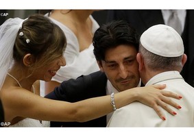 Igreja Católica deve aos recasados e divorciados «um acolhimento fraterno e atento»
