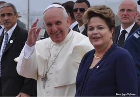 Papa pede que Brasil siga caminho de paz em “momento de dificuldade”