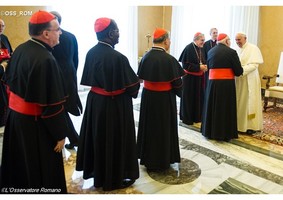 Papa Francisco desafia bispos das grandes cidades a adaptarem-se com audácia e sem medo