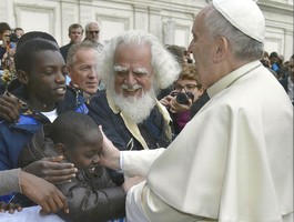 Papa quer cristãos próximos das famílias pobres