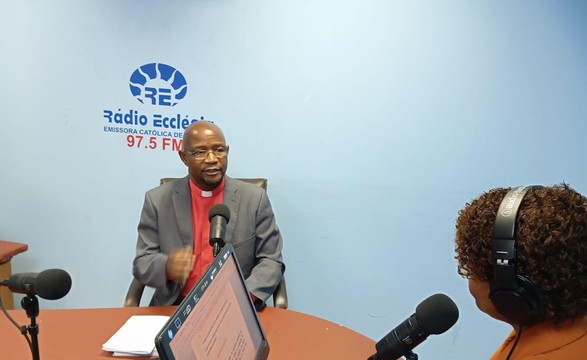 Discurso Directo: Pastor Evangélico e Oitavo secretário-geral da igreja Evangélica Congregacional em Angola Rev. Luciano