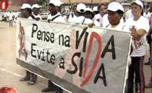 Amanha é o dia mundial de luta contra a SIDA