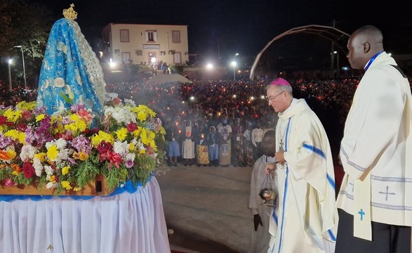 “Nunca se cansem de fazer o bem” disse D. Manuel Linda no Santuário da Muxima