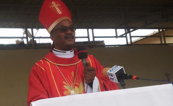 Homilia de Dom Mauricio Camuto, neste XXV Domingo do tempo comum, na Paróquia de São Mateus do Kikolo