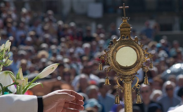 Corpo de Deus: Papa convida a celebrar «mistério de amor» da Eucaristia