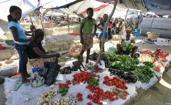 Angolanos voltam a questionar o alto custo de vida