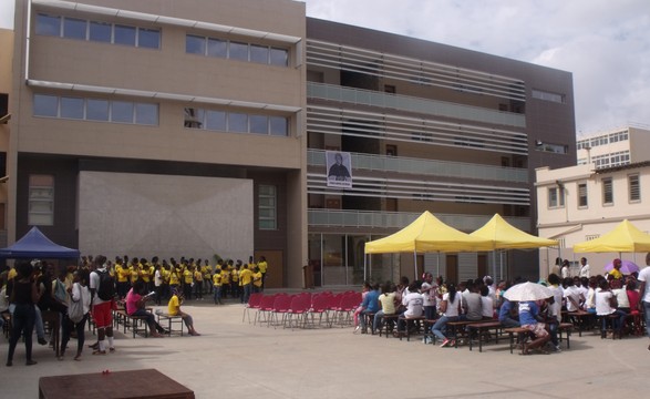 Salesianos inauguram centro pastoral Cónego Manuel das Neves