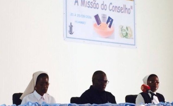 Comunidades religiosas no Huambo encontram-se com Governador Kussumua