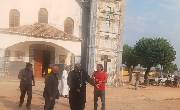 Ganda nova Diocese, Bispos fazem visita de constatação