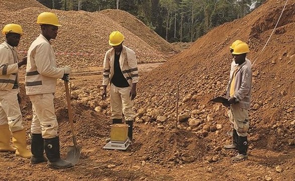 No Longonjo, populares das zonas de exploração de terras raras recusam-se a abandonar os seus espaços