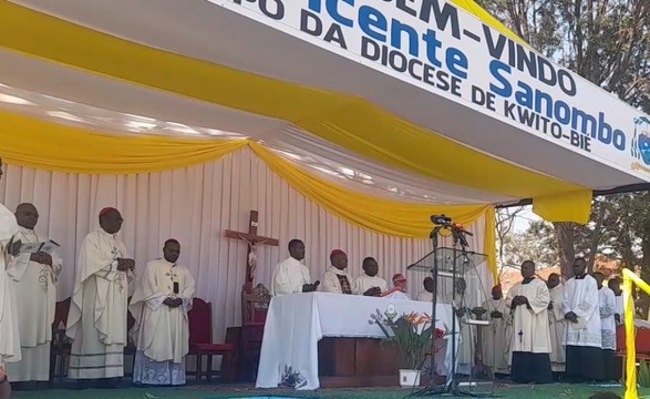 D. Sanombo já orienta rebanho da Diocese do Kwito