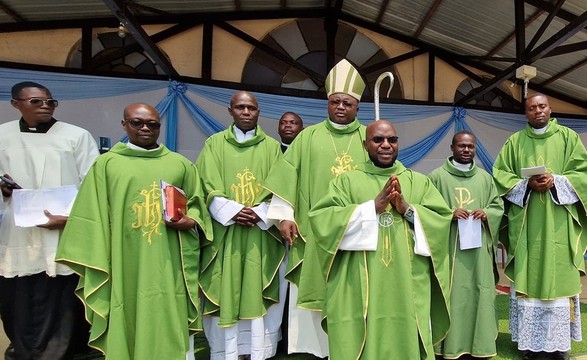 Acomodação de sacerdotes entre os desafios da acção pastoral na região de Massabi