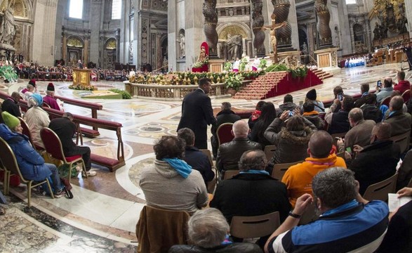  Papa encerra Jubileu dos sem-abrigo com alertas contra “esclerose espiritual”