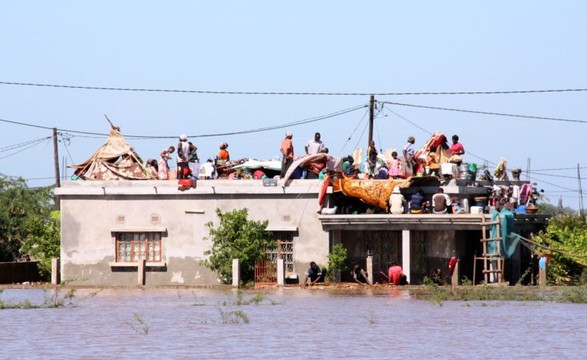 Cheias em Moçambique mataram pelo menos 68 pessoas