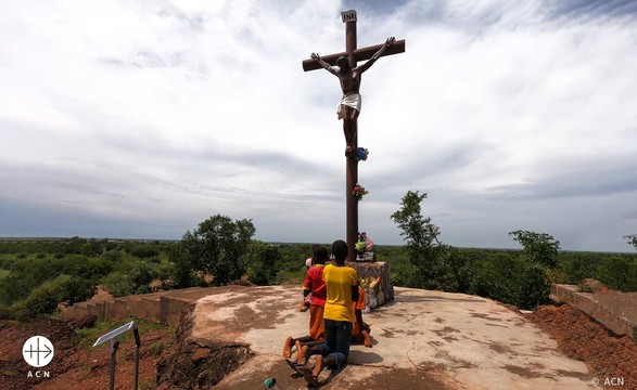 FAIS indignada com violência sobre cristãos no Burkina Faso onde um catequista foi assassinado por terroristas