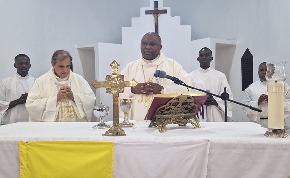 D. Belmiro encoraja líderes religiosos a permanecerem firmes na missão