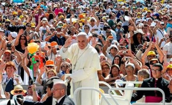 Papa dirige saudação especial para os peregrinos da igreja em Angola