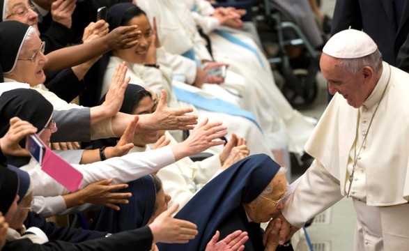 Papa encerra ano da vida consagrada apelando a seriedade na consagração ao Senhor 